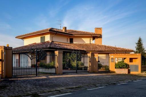 B&B Serena Roncofreddo Zewnętrze zdjęcie